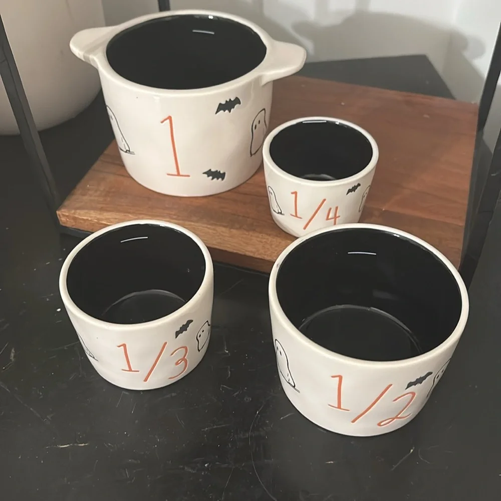 Rae Dunn x Peanuts Halloween Ceramic Measuring Cups